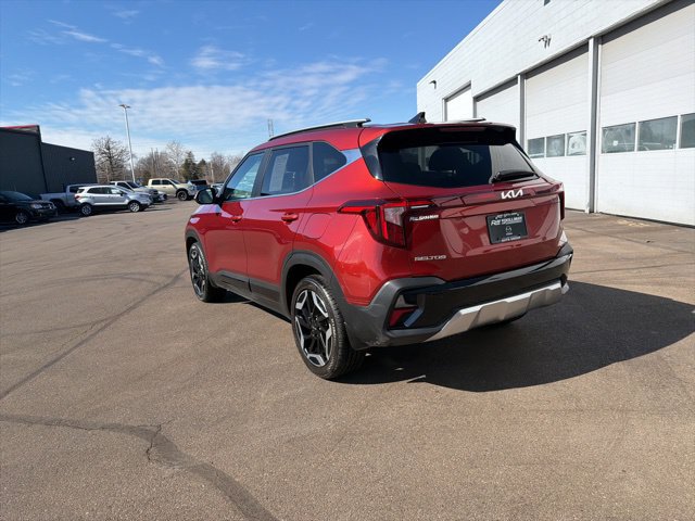 Used 2025 Kia Seltos SX w/ SX Sunroof Package AWD/4WD image 13