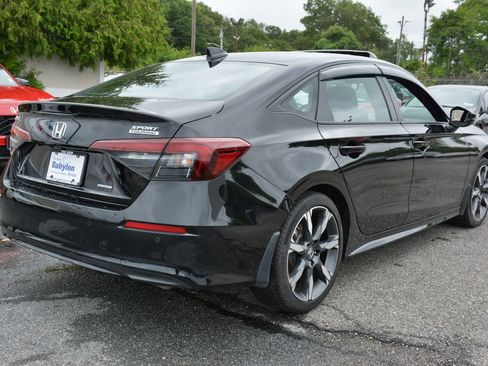 Used 2025 Honda Civic Sport Touring image 4