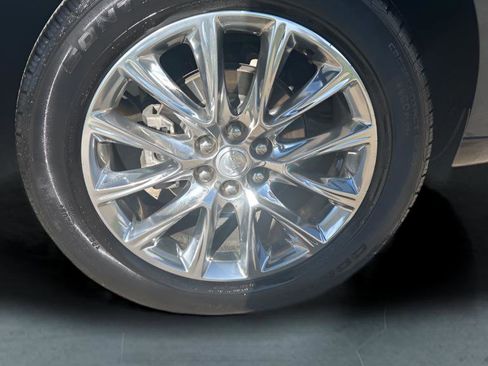 Used 2018 Buick Enclave Premium image 9