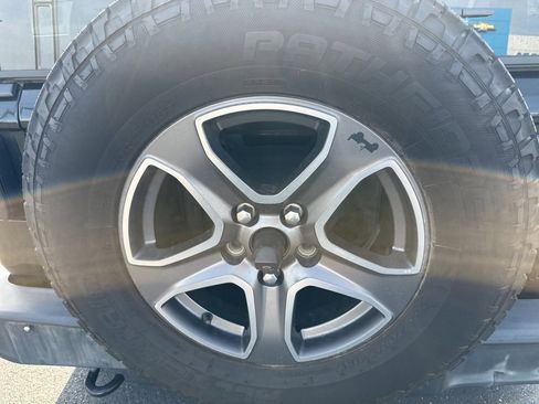 Used 2018 Jeep Wrangler Unlimited Sport S image 7