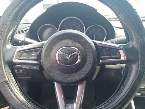Used 2020 MAZDA MX-5 Miata RF Grand Touring image 24