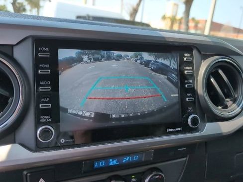 Used 2021 Toyota Tacoma SR5 image 18