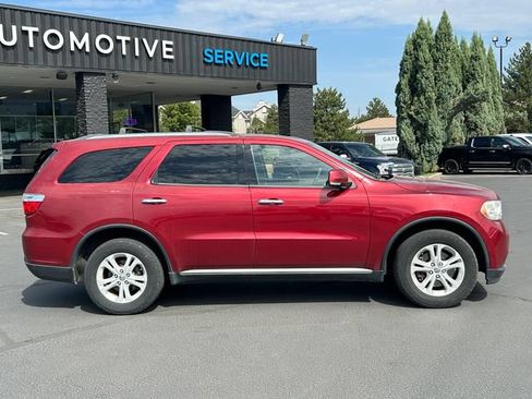 Used 2013 Dodge Durango Crew w/ Trailer Tow Group IV AWD/4WD image 2