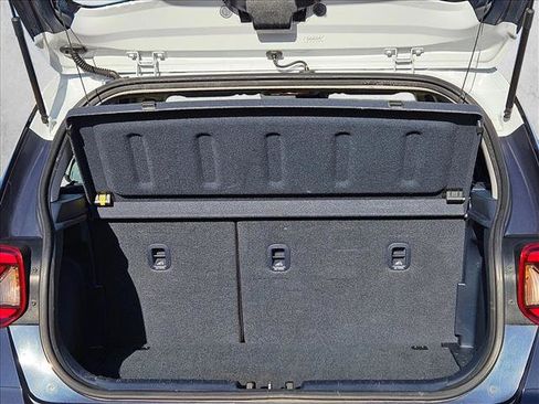 Used 2020 Hyundai Venue image 20