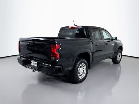 Used 2024 Chevrolet Colorado W/T RWD image 4