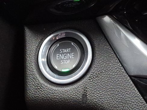 Certified 2024 Buick Envista Sport Touring w/ Convenience I Package image 23