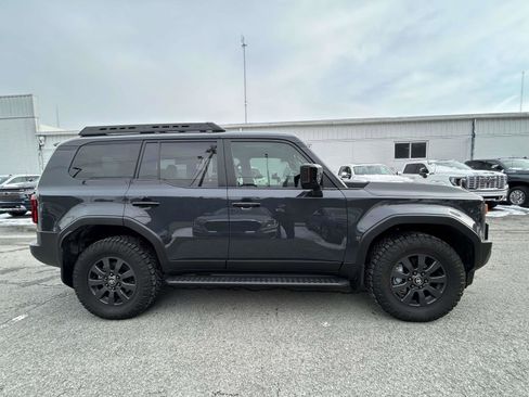 Used 2025 Toyota Land Cruiser Base image 2