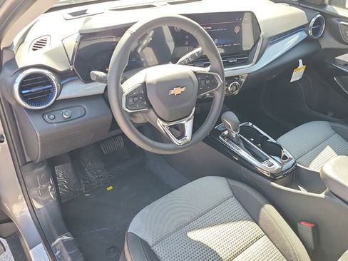 New 2026 Chevrolet Trax LT w/ Driver Confidence Package image 22