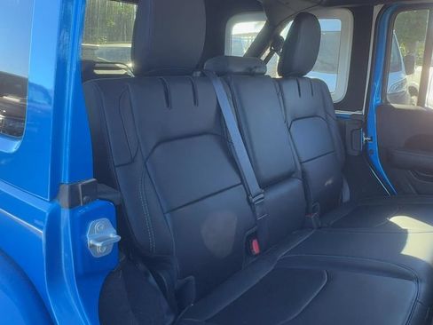 Used 2024 Jeep Wrangler Unlimited Rubicon 4xe AWD/4WD image 13