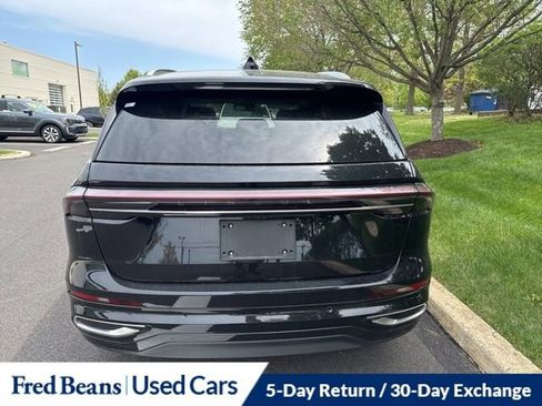 Used 2024 Lincoln Nautilus Reserve w/ Equipment Group 202A AWD/4WD image 5