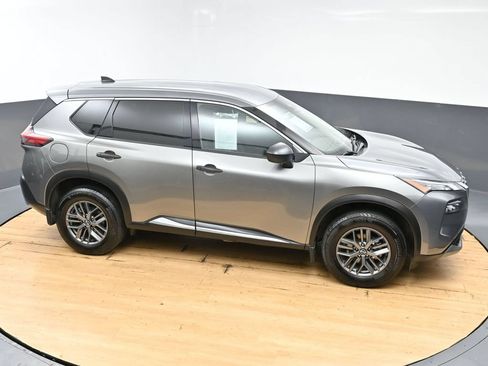 Used 2023 Nissan Rogue S FWD image 44