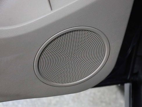 Used 2015 Ford Transit Connect Titanium image 17