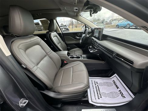 Used 2024 Lincoln Corsair Reserve w/ Equipment Group 201A image 25