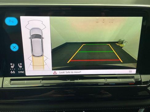 New 2026 Volkswagen Atlas SE image 20