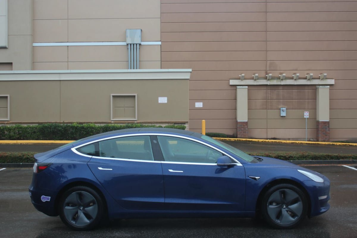 Used 2019 Tesla Model 3 Performance AWD/4WD image 8