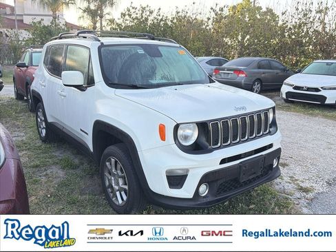 Used 2019 Jeep Renegade Latitude w/ Cold Weather Group image 1