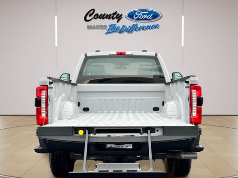 New 2025 Ford F350 XL w/ 360-Degree Camera Package RWD image 19