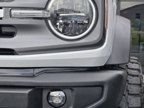 Used 2022 Ford Bronco Big Bend image 11