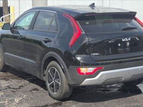 Used 2026 Kia Niro LX FWD image 4