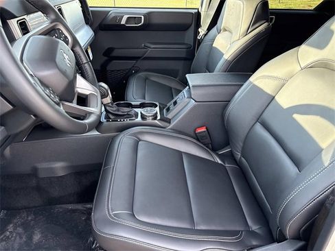 New 2025 Ford Bronco Outer Banks image 21