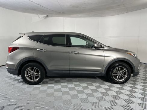 Used 2017 Hyundai Santa Fe Sport AWD/4WD image 9