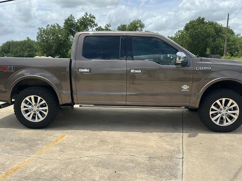 Used 2015 Ford F150 King Ranch w/ Equipment Group 601A Luxury AWD/4WD image 6