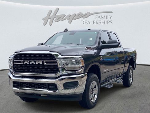 Used 2022 RAM 2500 Big Horn AWD/4WD image 10