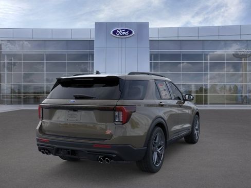 New 2026 Ford Explorer ST AWD/4WD image 8