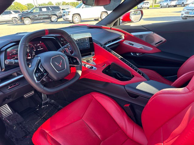 Used 2024 Chevrolet Corvette Stingray Preferred Cpe RWD image 9