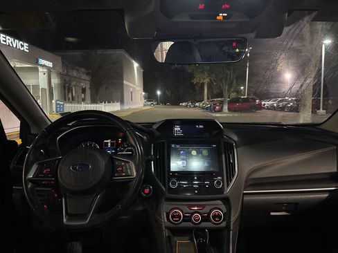 Used 2018 Subaru Crosstrek 2.0i Limited image 9