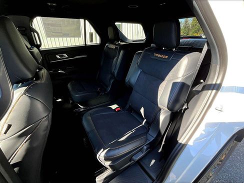 New 2026 Ford Explorer Tremor w/ Tremor Convenience Package image 10