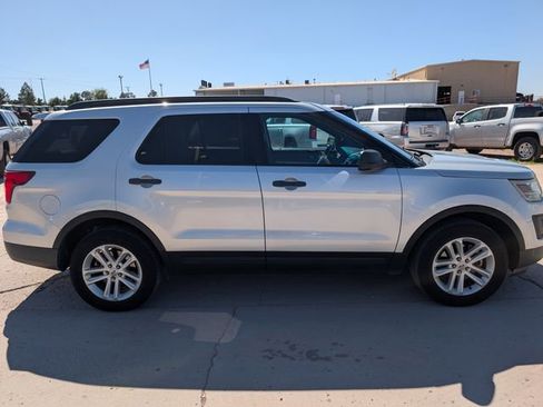 Used 2017 Ford Explorer 4WD image 6