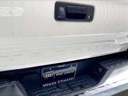 Used 2023 Toyota Tacoma TRD Sport image 32