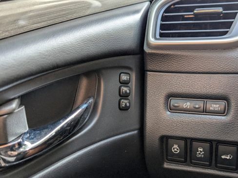 Used 2018 Nissan Murano SL w/ Midnight Edition Package image 38