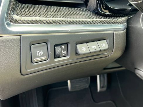 Used 2022 Cadillac XT5 Sportv w/ Technology Package AWD/4WD image 24