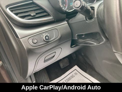 Used 2018 Buick Encore Preferred image 17