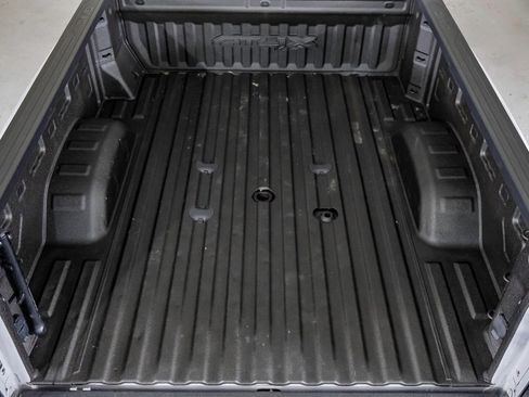 Used 2024 GMC Sierra 2500 AT4X image 53