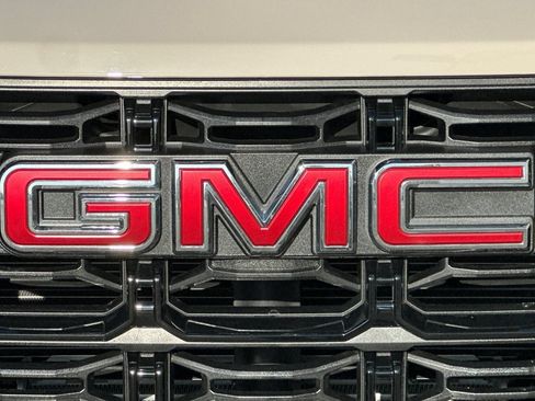 Used 2026 GMC Canyon Elevation w/ Convenience Package RWD image 38