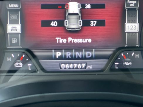 Used 2019 RAM 1500 Laramie AWD/4WD image 26