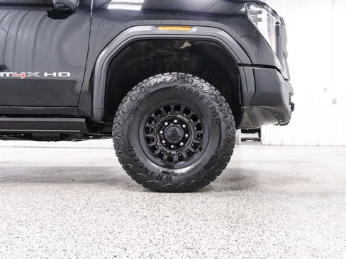 Used 2025 GMC Sierra 2500 AT4X w/ AT4X AEV Edition AWD/4WD image 7
