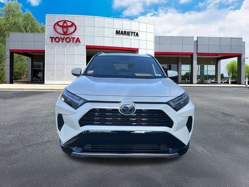 Certified 2022 Toyota RAV4 SE image 24