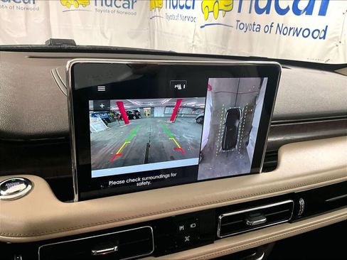 Used 2022 Lincoln Aviator Reserve w/ Elements Package Plus image 20