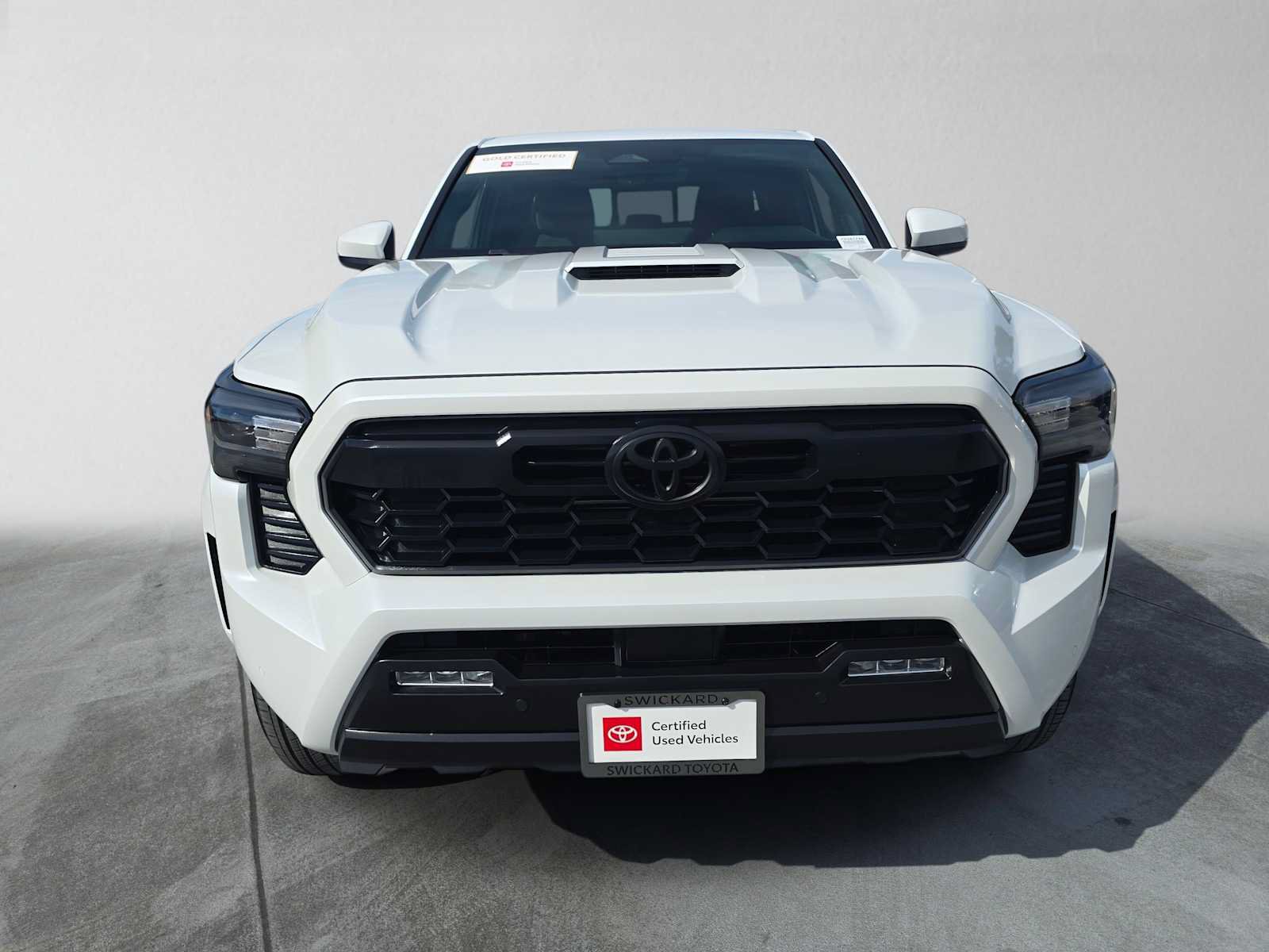 Certified 2025 Toyota Tacoma TRD Sport w/ TRD Sport Upgrade Package AWD/4WD image 9