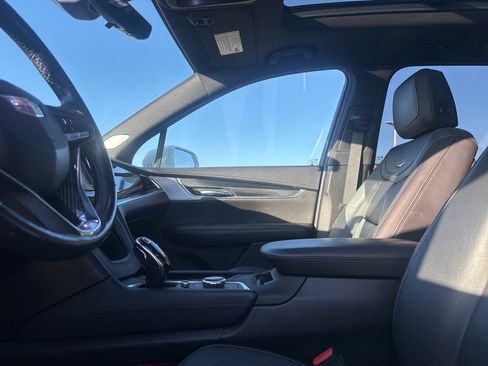 Used 2020 Cadillac XT6 Sport image 30