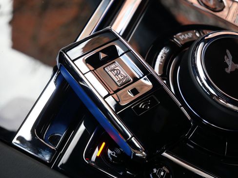 New 2026 Rolls-Royce Cullinan Black Badge AWD/4WD image 31