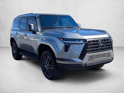 Certified 2024 Lexus GX 550 w/ Cold Area Package AWD/4WD image 3