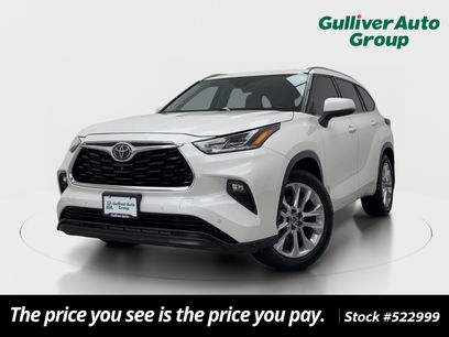 Used 2021 Toyota Highlander Limited