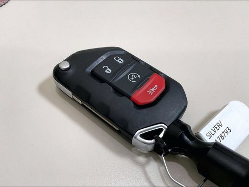 Used 2024 Jeep Wrangler High Altitude AWD/4WD image 35