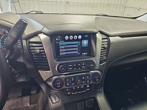 Used 2018 Chevrolet Tahoe LT w/ Z71 Midnight Edition AWD/4WD image 20