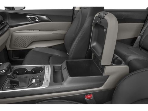 New 2027 Kia Carnival FWD image 10